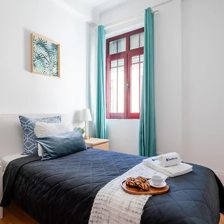 Host Wise - Spacious Comfortable - Balcony *