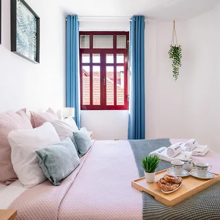 Host Wise - Spacious Comfortable - Balcony * Oporto