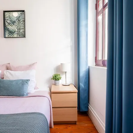 Host Wise - Spacious Comfortable - Balcony