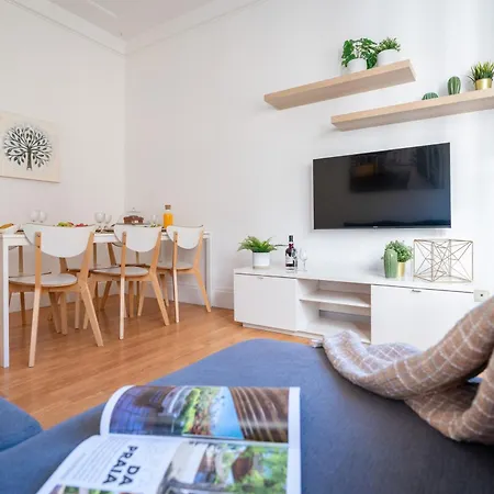 Host Wise - Spacious Comfortable - Balcony Porto