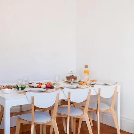 Host Wise - Spacious Comfortable - Balcony Daire *