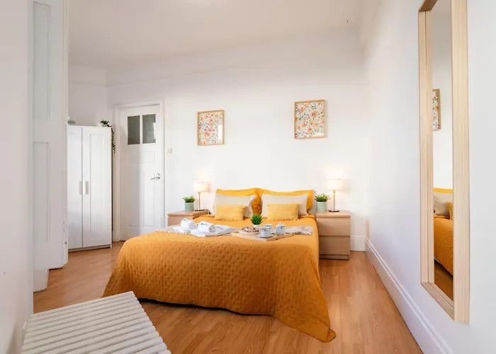 Host Wise - Spacious Comfortable - Balcony