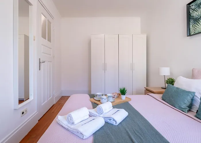 Host Wise - Spacious Comfortable - Balcony 公寓 波尔图