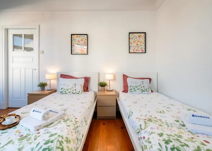 Appartement Host Wise - Spacious Comfortable - Balcony Porto