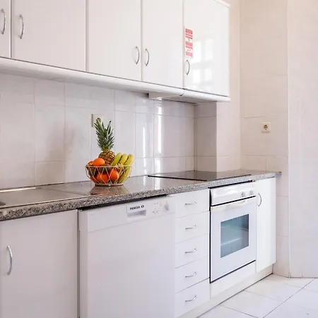 דירה Host Wise - Spacious Comfortable - Balcony