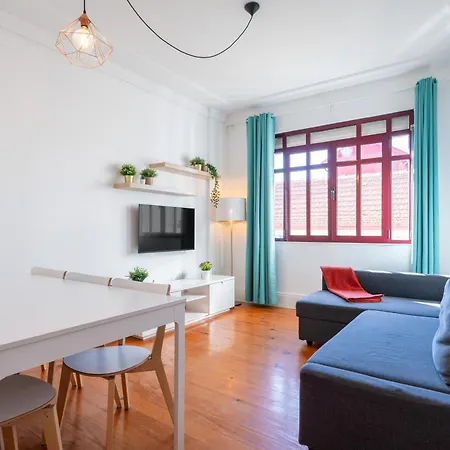 Host Wise - Spacious Comfortable - Balcony