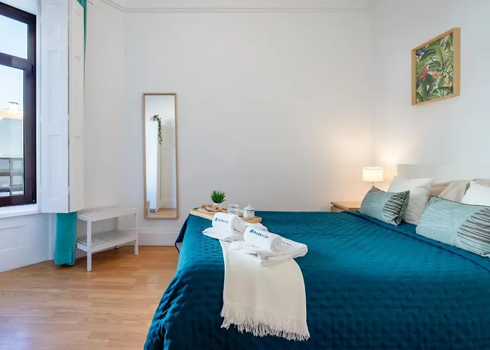 Host Wise - Spacious Comfortable - Balcony