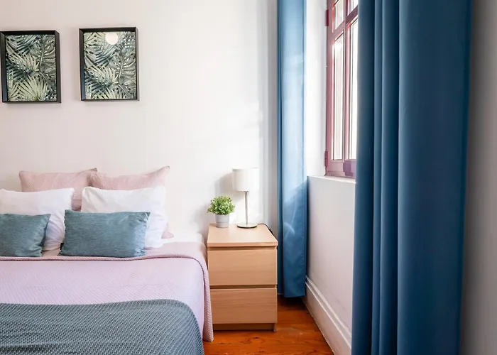 Host Wise - Spacious Comfortable - Balcony