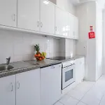 Host Wise - Spacious Comfortable - Balcony * Порту